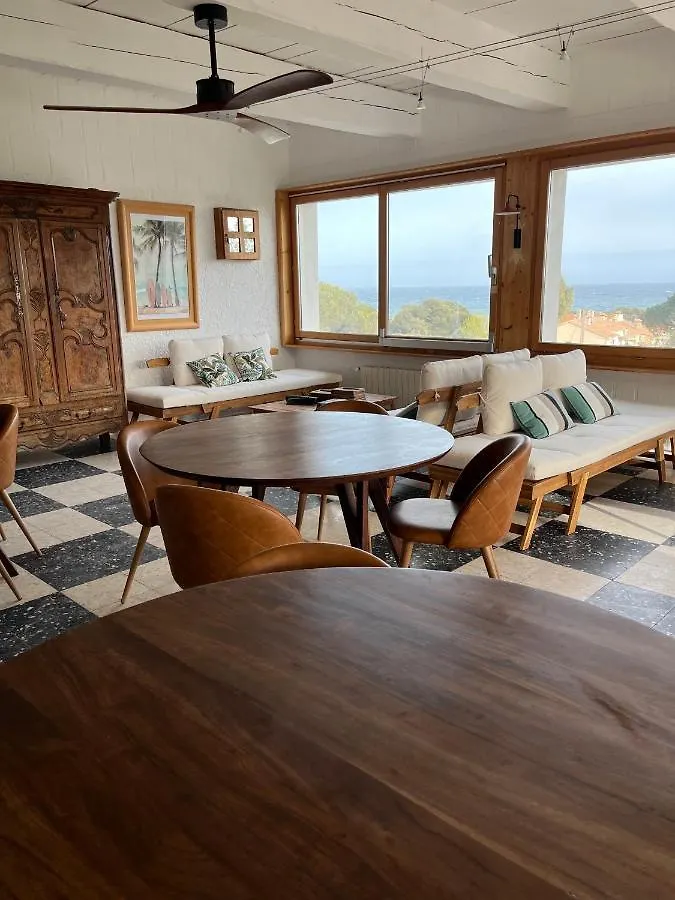 Villa Paradis Les Issambres 0*,  Francia